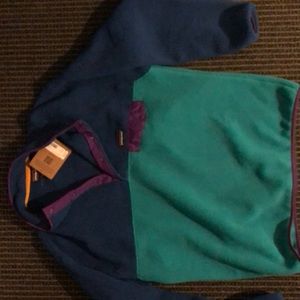 New never worn with tags Patagonia pullover